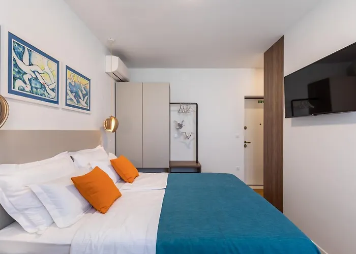 Apartment Promenade **** *