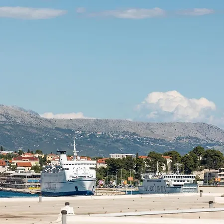 Promenade **** * Split